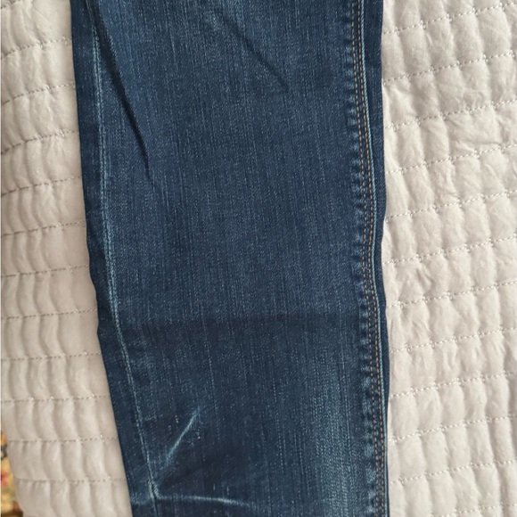Express Mid-Rise Skinny Stretch Distressed Jeans Size 8R - Picture 3 of 9